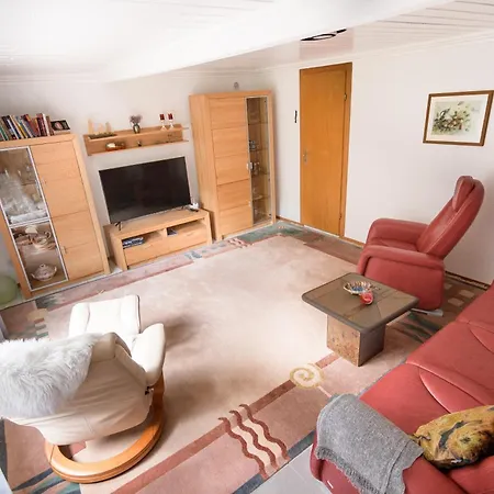 Richards Apartment *